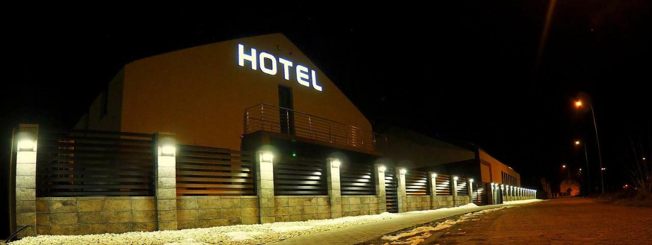 Hotel Sjesta Nowa Sol Exterior foto